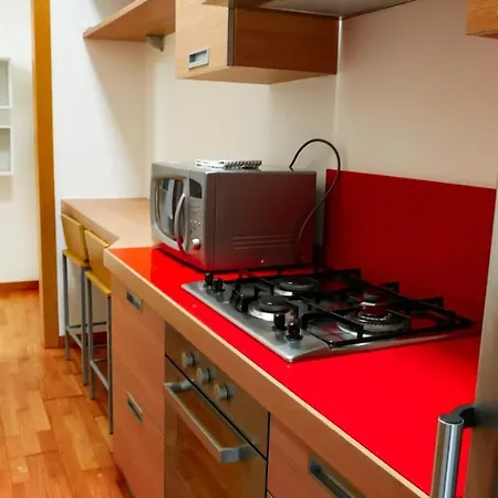 Apartment Domusmi Emanuele Filiberto-4 *